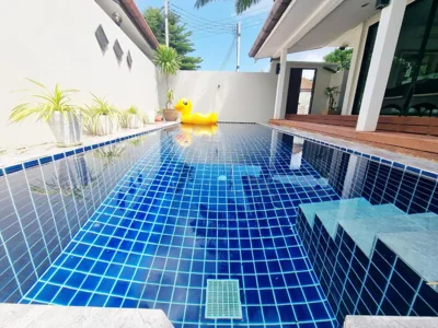 Villa con tre camere da letto e piscina privata — Sanook dream villas Nai Harn Beach